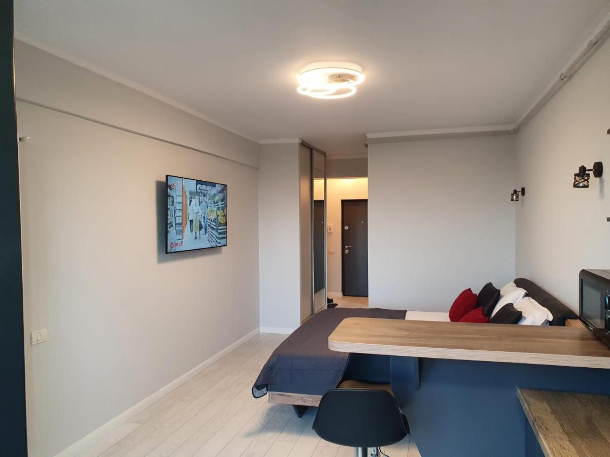 Summer Apartment